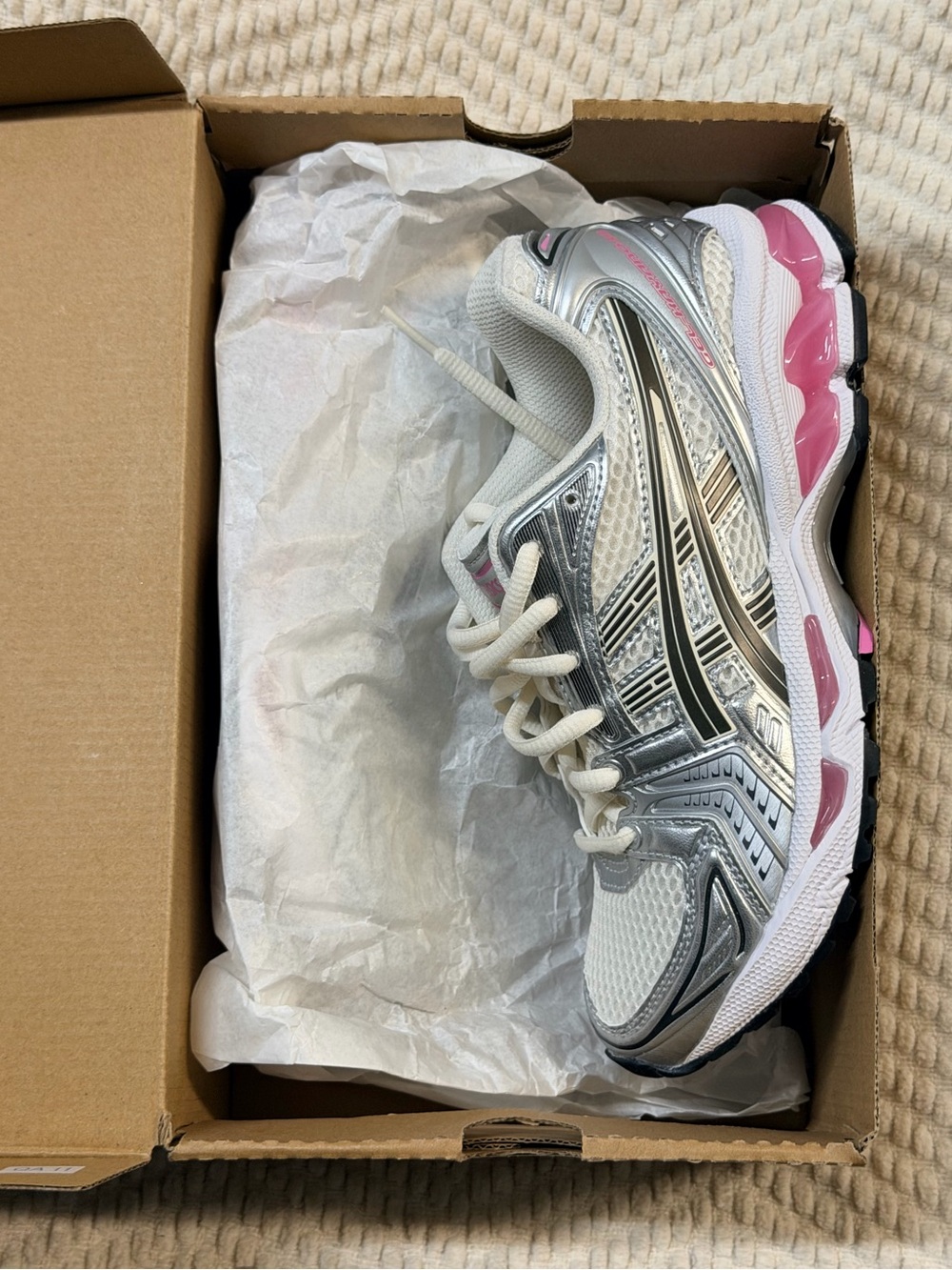 🤍New Asics Gel-Kayano 14 Sneakers 🤍 - Picture 3 of 9